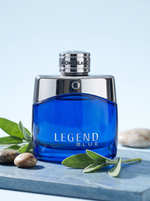 Montblanc Legend Blue Eau de Parfum 50 ml - blauer Flakon mit Chromschulter auf Schiefer mit Salbei